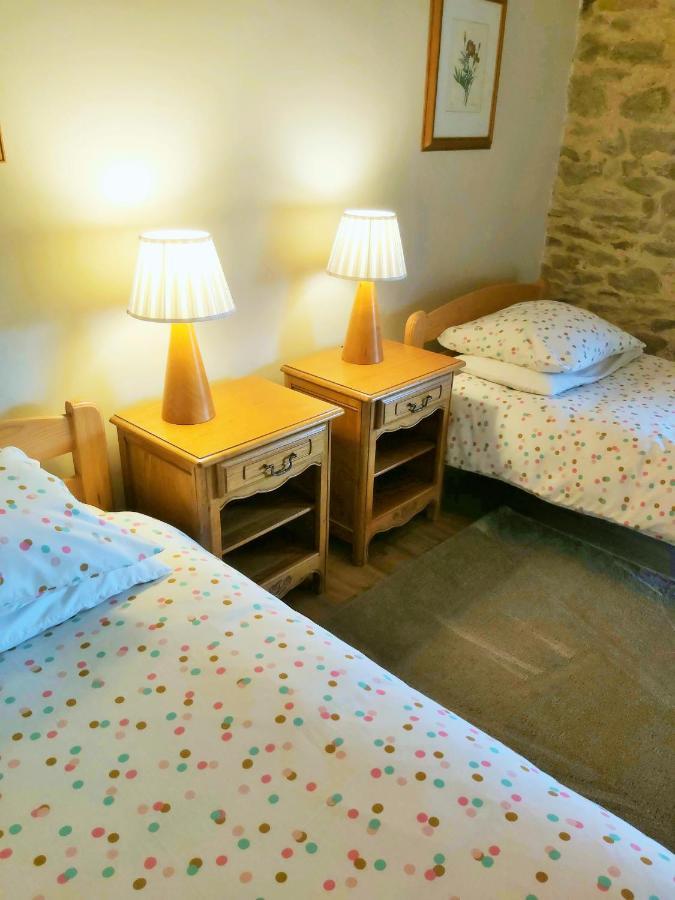 Beautiful 2 Bed Cottage With Swimming Pool Pageas Exterior photo