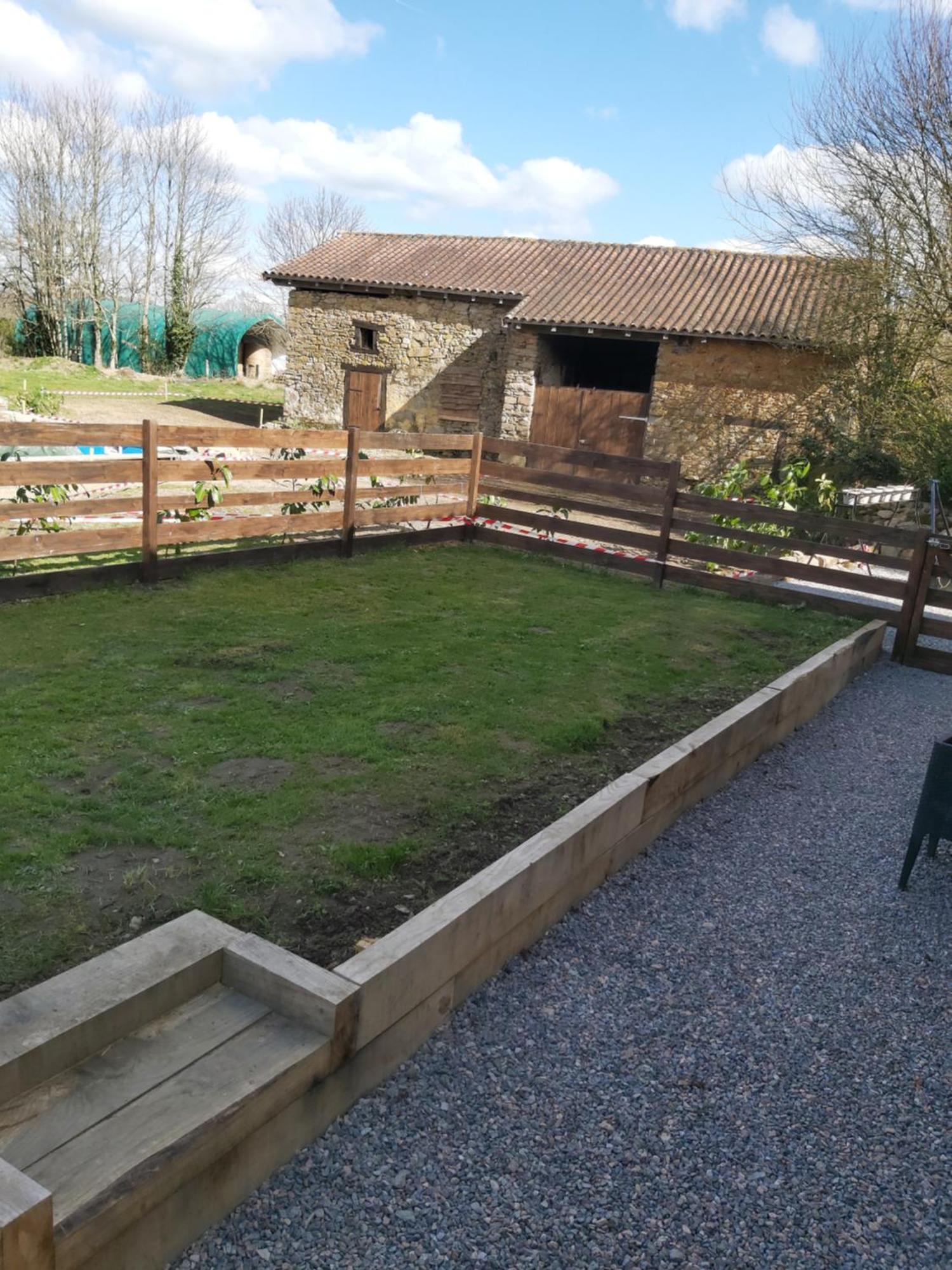 Beautiful 2 Bed Cottage With Swimming Pool Pageas Room photo